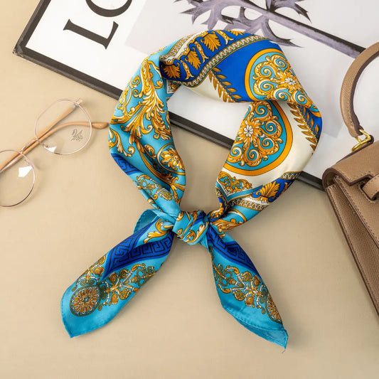 Foulard Carré Bleu royale Baroque effet Soie Chic 70x70