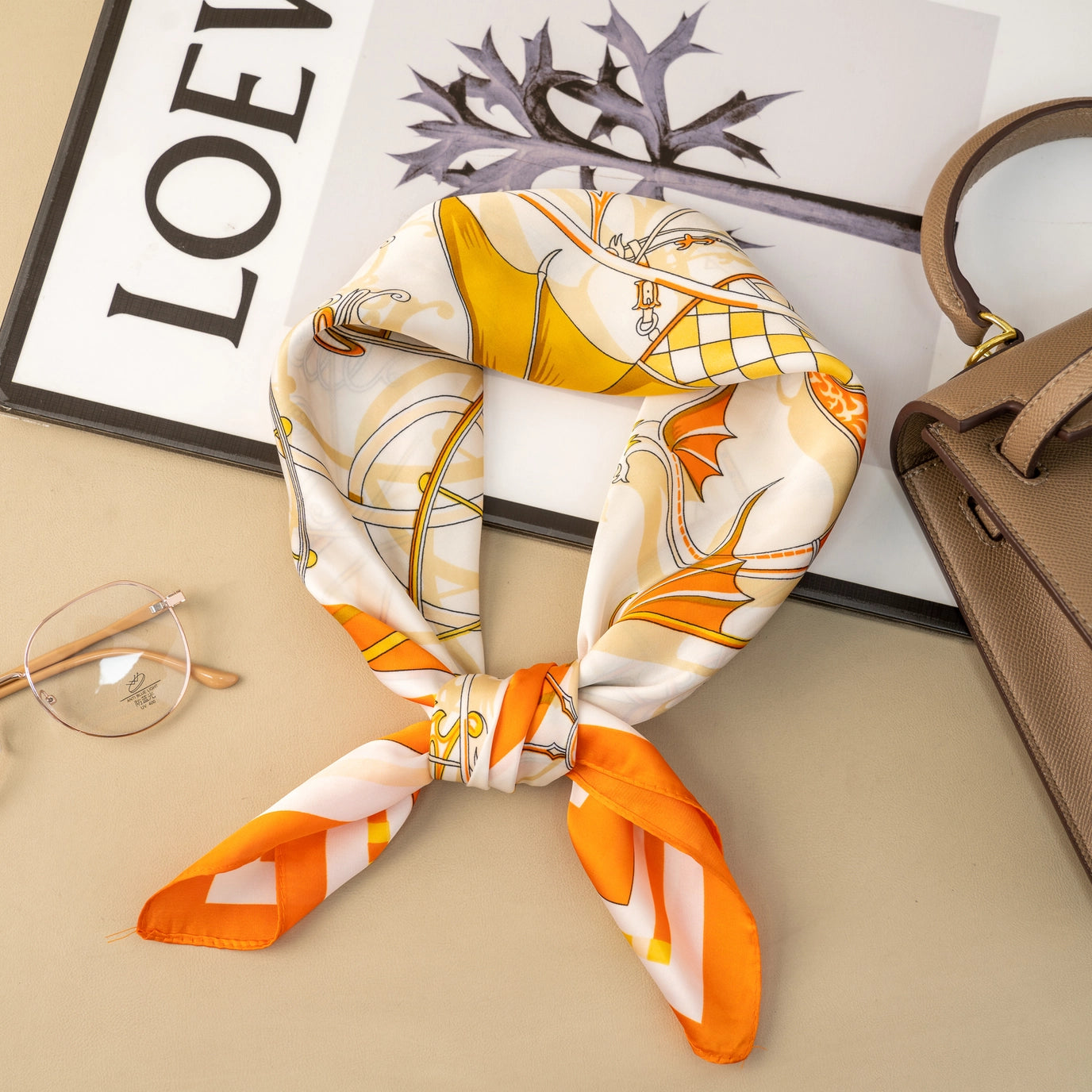 Foulard Carré Vintage Orange Toucher Soie 70x70