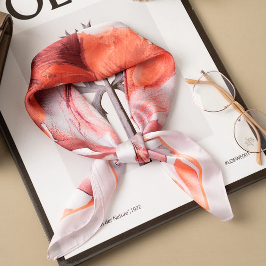 Foulard Fushia 70x70 Effet Soie Motif Floral Artistique